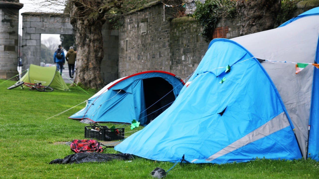 5,620 children spending their summer in emergency accommodation
