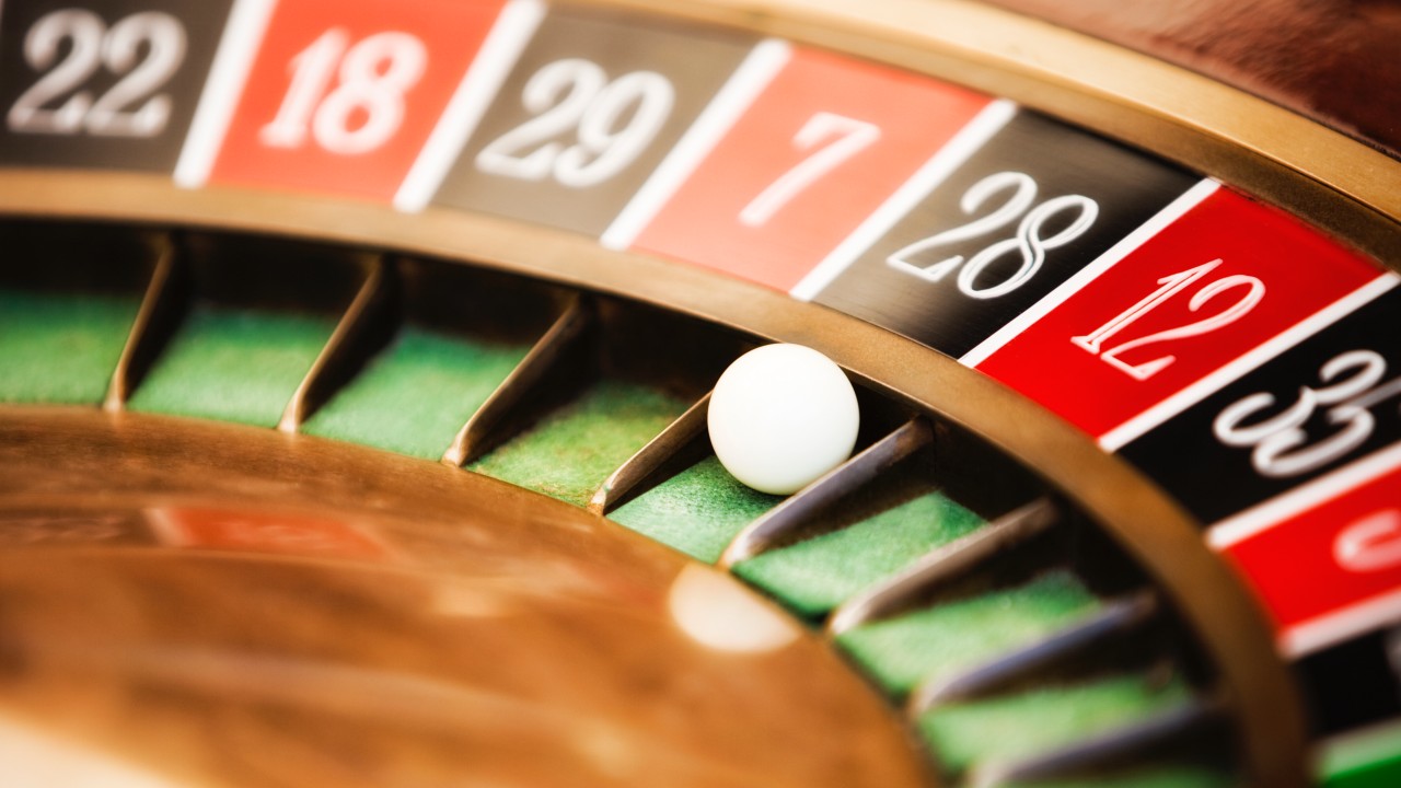 Man Sold All His Possessions And Bet Life Savings On Roulette Wheel Spin man-sold-all-his-possessions-and-bet-life-savings-on-roulette-wheel-spin