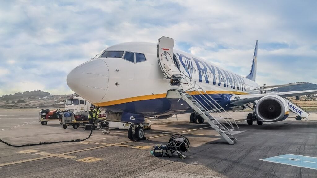 Irish airline Ryanair’s profit falls as oil prices rise