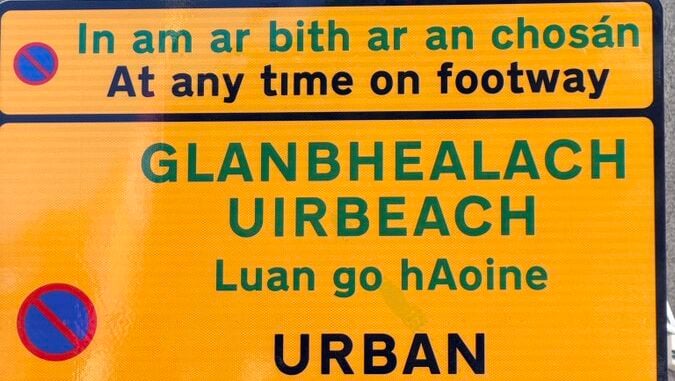 First ever Irish-English road signs installed in Northern Ireland